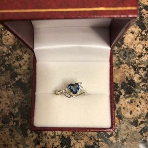 STERLING SILVER GREEN QUARTZ HEART RING 6 1/2 NWT
